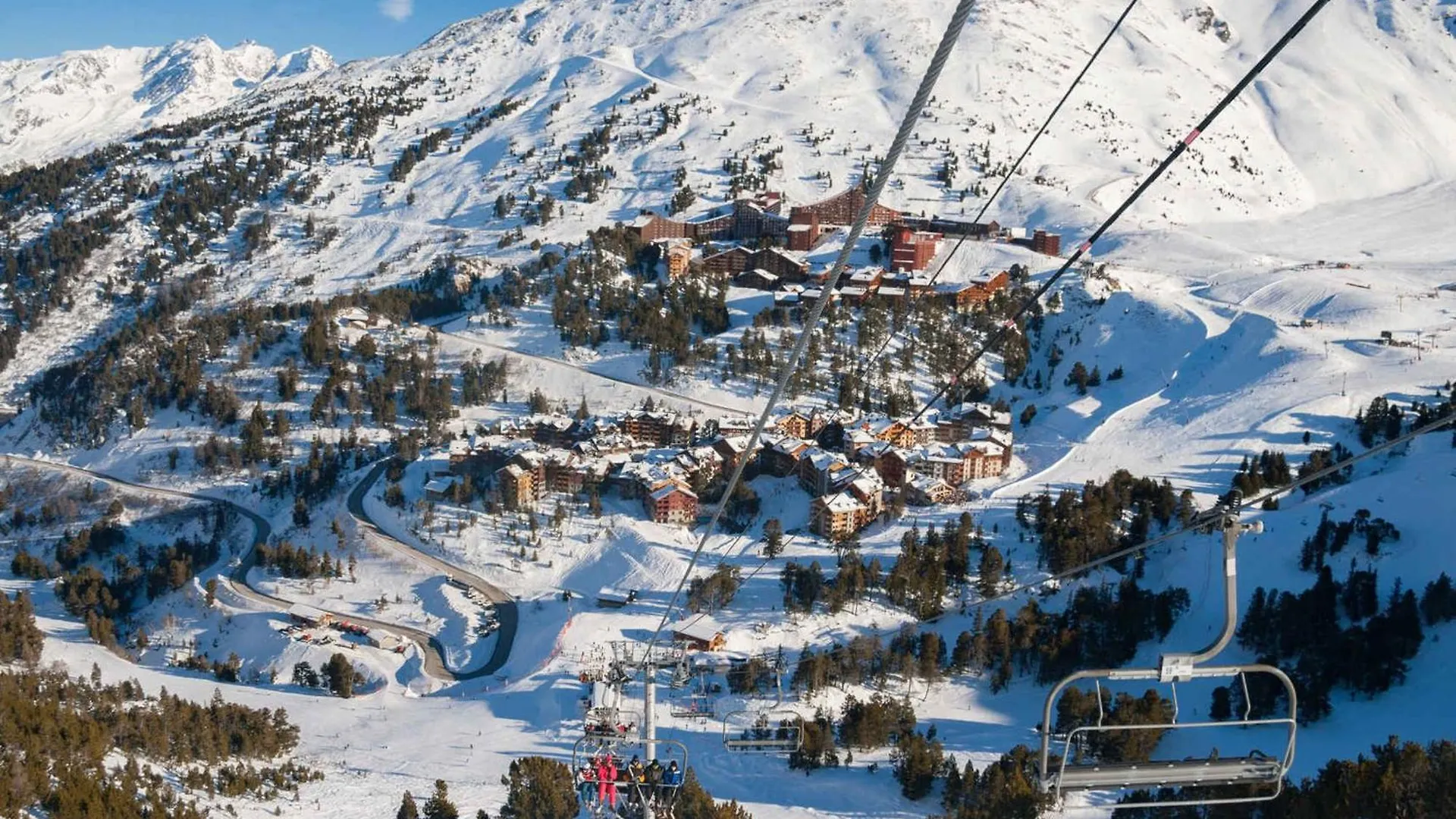 Appartement 3 Pieces En Duplex, Skis Aux Pieds, Pour 6 Personnes - Arc 1800 - Fr-1-411-836 contacts